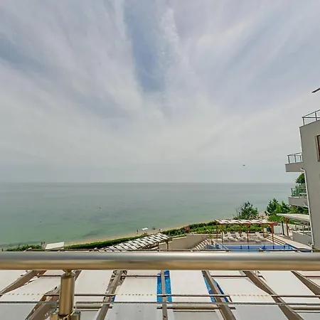 White Cliffs, Byala Апартаменты